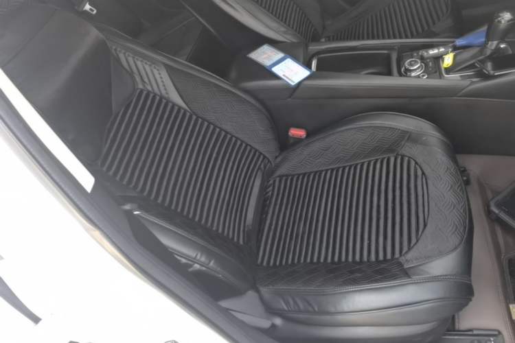 Used Mazda Atenza 2017 2.0L Blue Sky Fashion Edition Right Front Seat