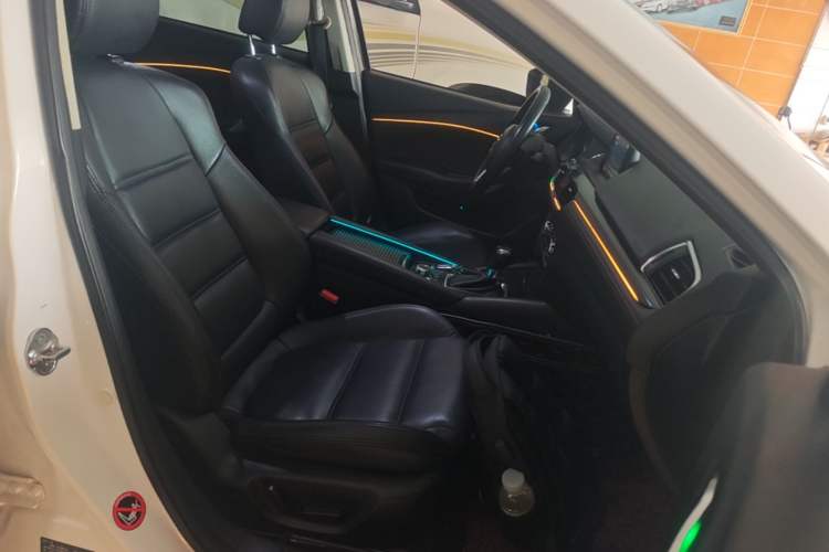 Used Mazda Atenza 2017 2.0L Blue Sky Prestige Edition Right Front Seat