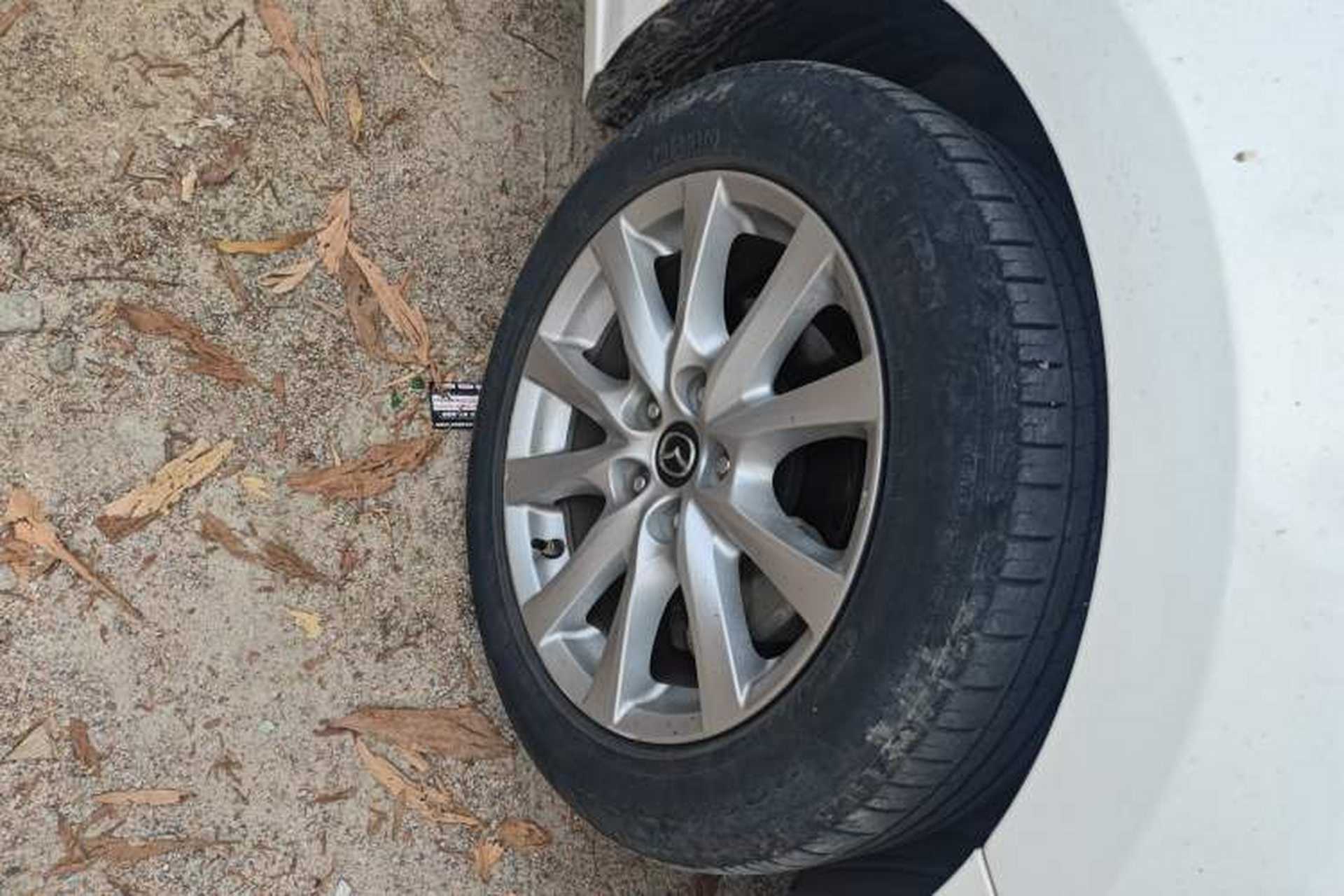 Used Mazda Atenza 2017 2.0L Blue Sky Luxury Edition Right Front Wheel Hub