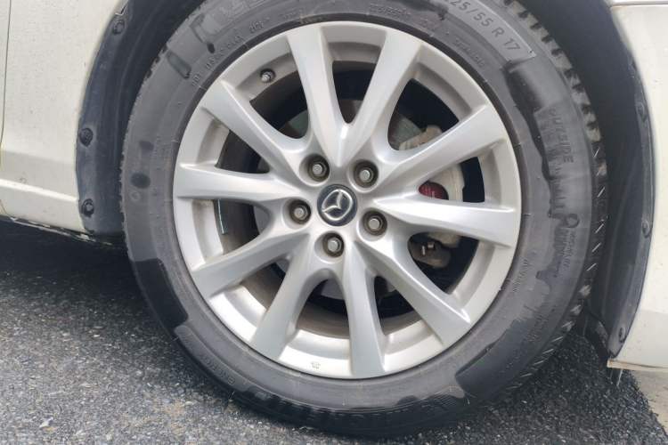 Used Mazda Atenza 2017 2.0L Blue Sky Luxury Edition Right Front Wheel Hub