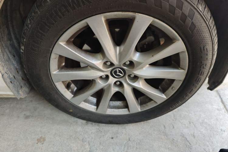 Used Mazda Atenza 2017 2.0L Blue Sky Luxury Edition Right Front Wheel Hub