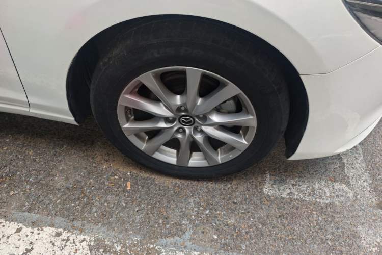 Used Mazda Atenza 2017 2.0L Blue Sky Luxury Edition Right Front Wheel Hub