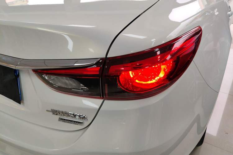 Used Mazda Atenza 2017 2.5L Blue Sky Prestige Edition Right Rear Taillight