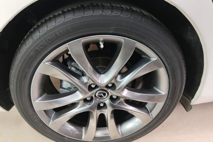 Used Mazda Atenza 2017 2.5L Blue Sky Prestige Edition Right Rear Wheel Hub