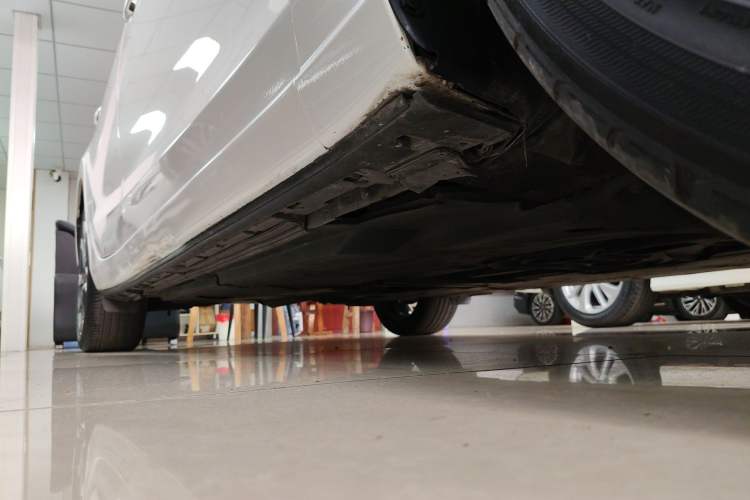Used Mazda Atenza 2017 2.5L Blue Sky Prestige Edition Right Side Sill