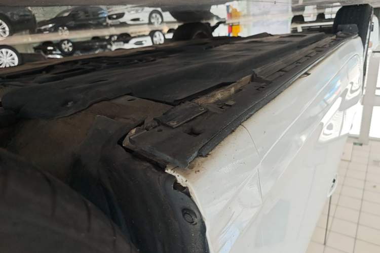 Used Mazda Atenza 2017 2.0L Blue Sky Prestige Edition Right Side Sill