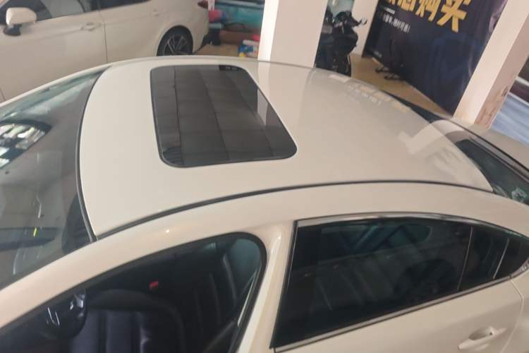 Used Mazda Atenza 2017 2.0L Blue Sky Prestige Edition Roof