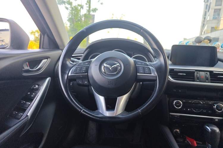 Used Mazda Atenza 2017 2.5L Blue Sky Prestige Edition Steering Wheel