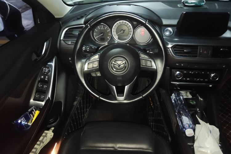 Used Mazda Atenza 2017 2.5L Blue Sky Prestige Edition Steering Wheel