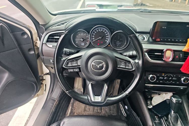 Used Mazda Atenza 2017 2.0L Blue Sky Luxury Edition Steering Wheel