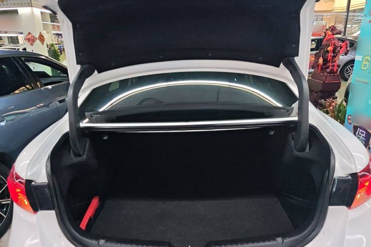 Used Mazda Atenza 2017 2.5L Skyactiv Sport Edition Trunk
