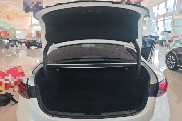 Used Mazda Atenza 2017 2.0L Blue Sky Prestige Edition Trunk