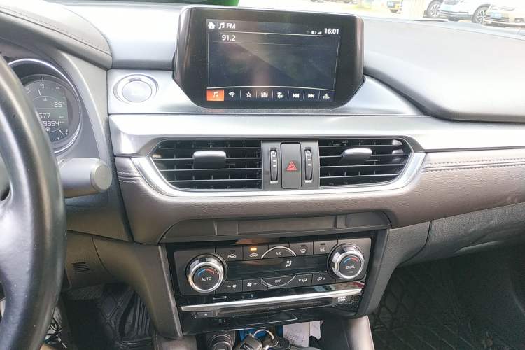 Used Mazda Atenza 2018 2.0L Blue Sky Luxury Edition China V Standard Audio And AC Panel