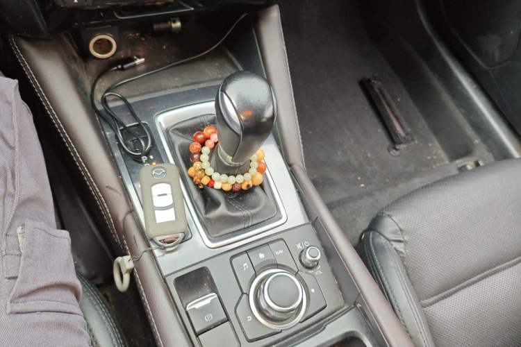 Used Mazda Atenza 2018 2.0L Blue Sky Luxury Edition China V Standard Gear Lever
