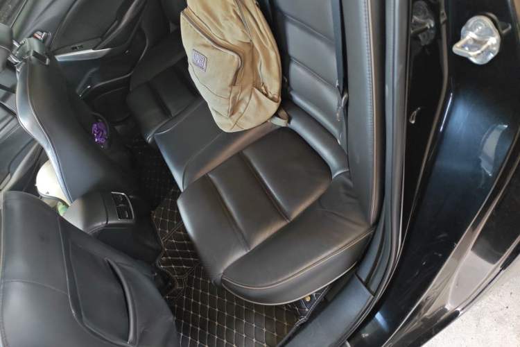 Used Mazda Atenza 2018 2.5L Blue Sky Prestige Edition China V Standard Left Rear Seat