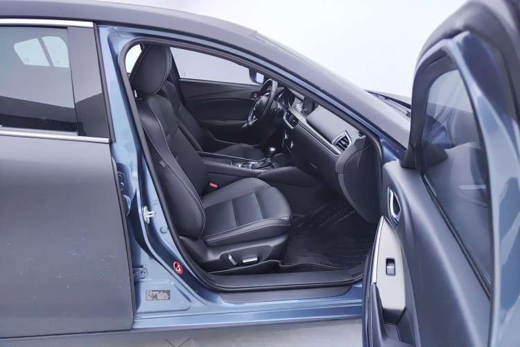 Used Mazda Atenza 2018 2.5L Blue Sky Prestige Edition China V Standard Right Front Seat