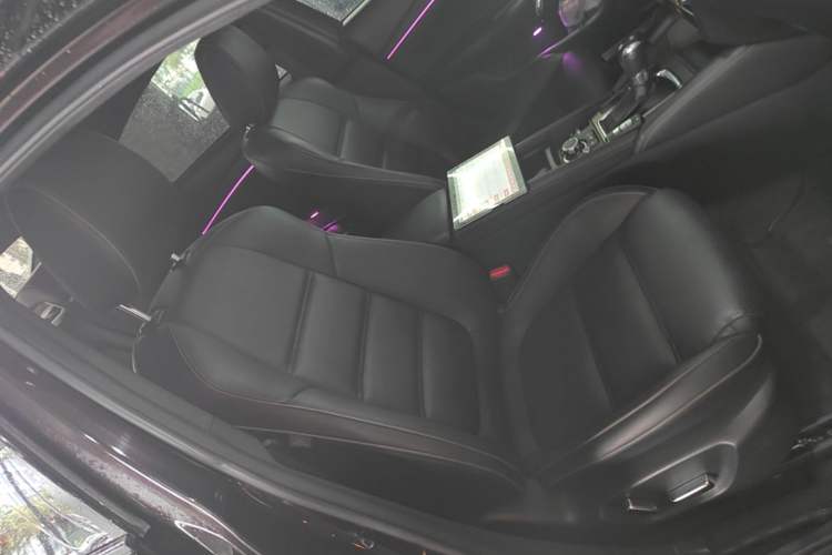 Used Mazda Atenza 2018 2.5L Blue Sky Prestige Edition China V Standard Right Front Seat