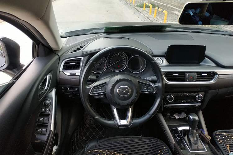 Used Mazda Atenza 2018 2.0L Blue Sky Luxury Edition China V Standard Steering Wheel
