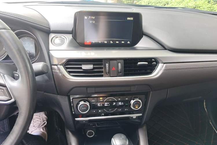 Used Mazda Atenza 2018 2.5L Blue Sky Sport Edition China VI compliant Audio And AC Panel