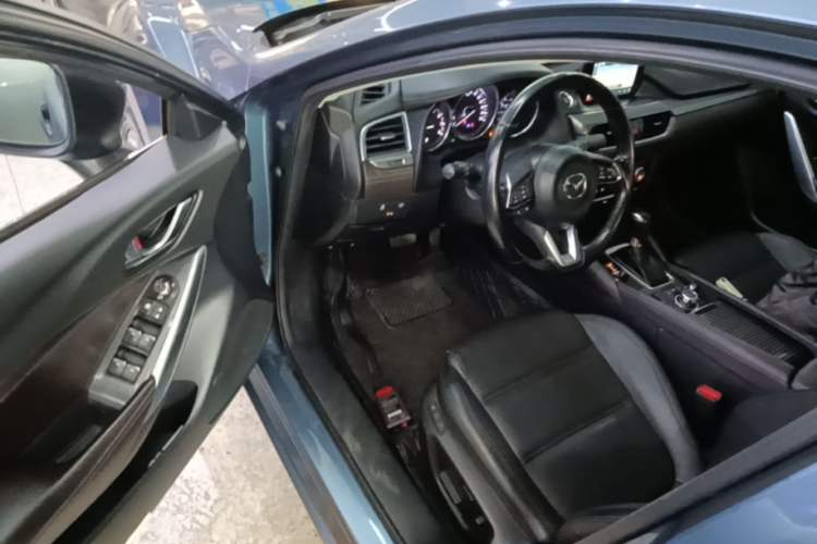 Used Mazda Atenza 2018 2.0L Blue Sky Luxury Edition China V Standard Driver Seat