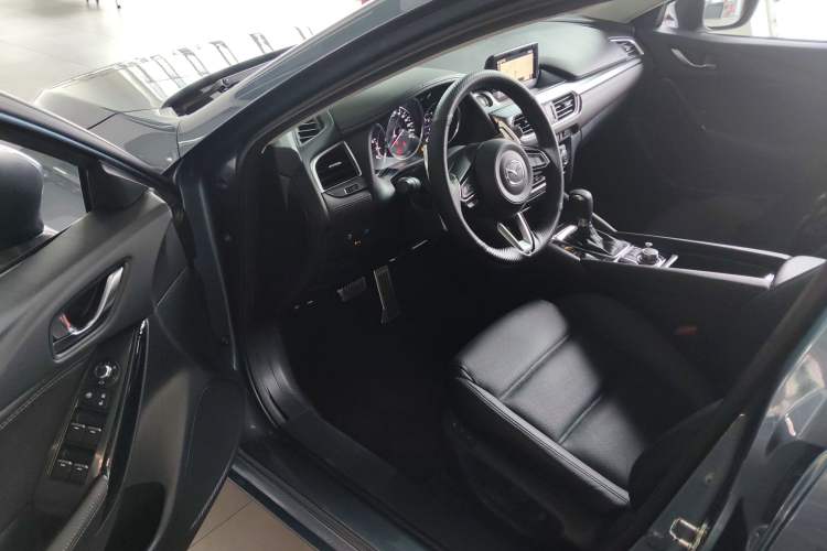 Used Mazda Atenza 2018 2.5L Blue Sky Sport Edition China VI compliant Driver Seat