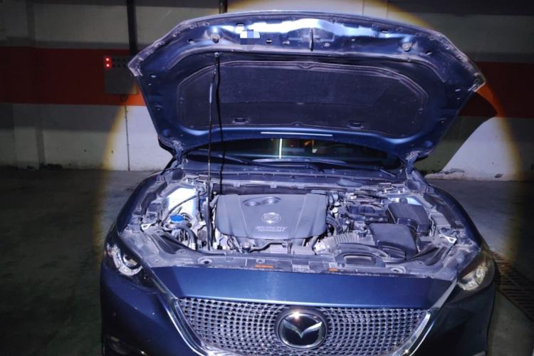 Used Mazda Atenza 2018 2.0L Blue Sky Luxury Edition China VI Standard Engine Bay