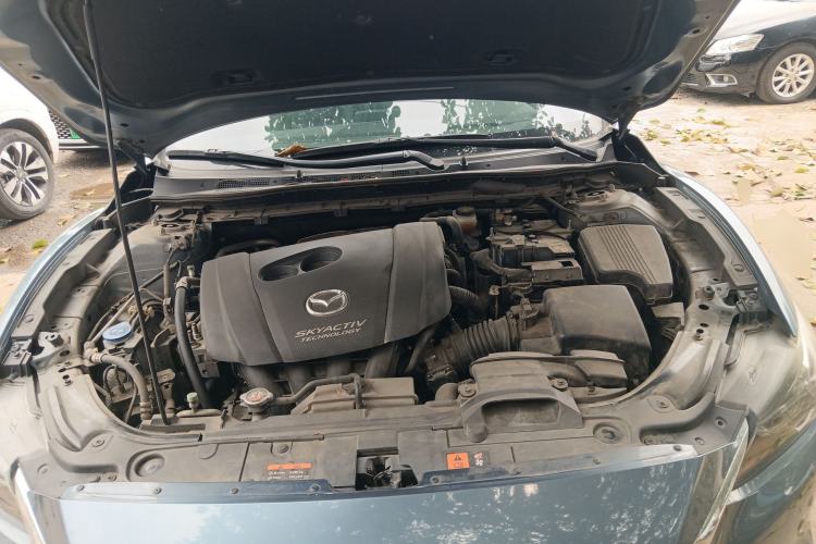 Used Mazda Atenza 2018 2.0L Blue Sky Luxury Edition China VI Standard Engine Bay