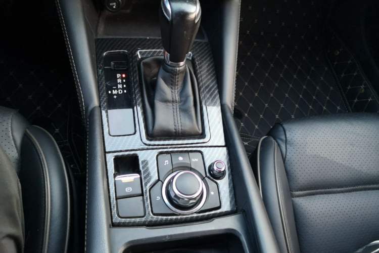Used Mazda Atenza 2018 2.5L Blue Sky Prestige Edition China V Standard Gear Lever