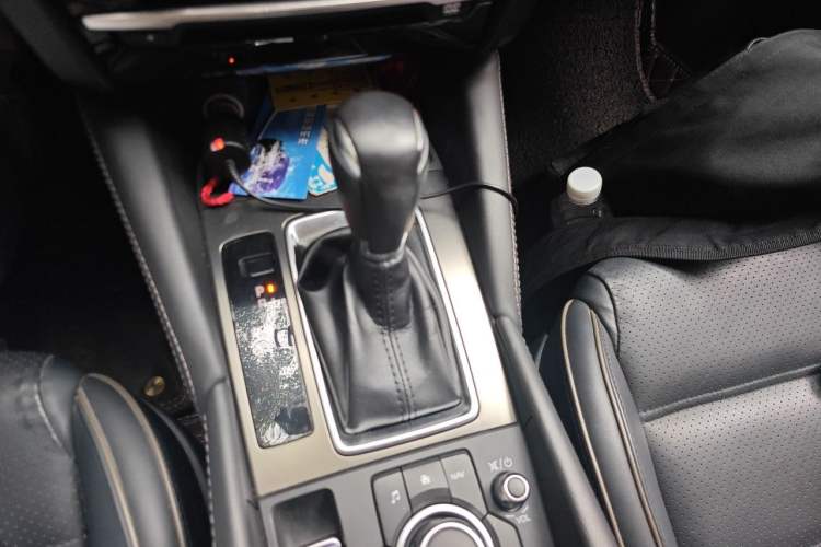 Used Mazda Atenza 2018 2.5L Blue Sky Prestige Edition China V Standard Gear Lever