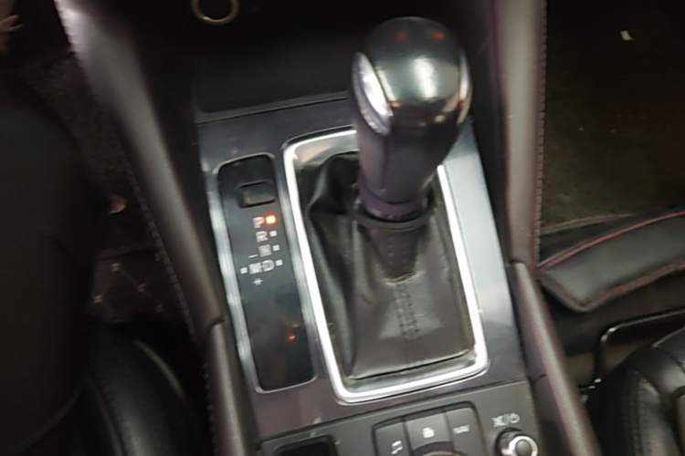 Used Mazda Atenza 2018 2.5L Skyactiv Sport Version China V Standard Gear Lever