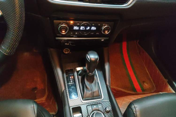 Used Mazda Atenza 2018 2.0L Blue Sky Luxury Edition China V Standard Gear Lever