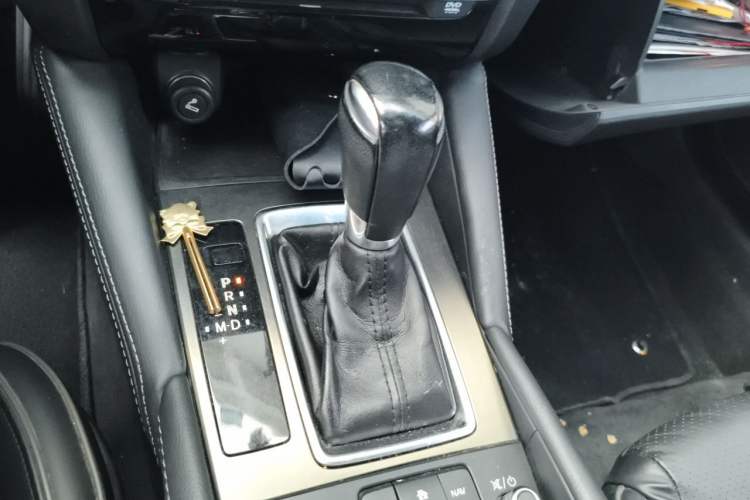 Used Mazda Atenza 2018 2.5L Blue Sky Prestige Edition China V Standard Gear Lever