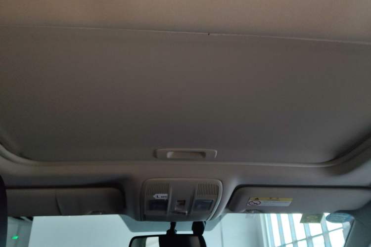 Used Mazda Atenza 2018 2.5L Blue Sky Sport Edition China VI compliant Headliner