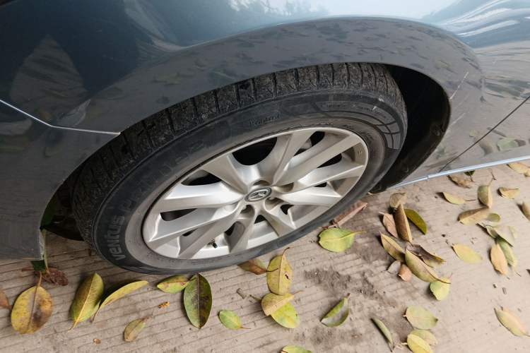 Used Mazda Atenza 2018 2.0L Blue Sky Luxury Edition China VI Standard Left Front Wheel Hub