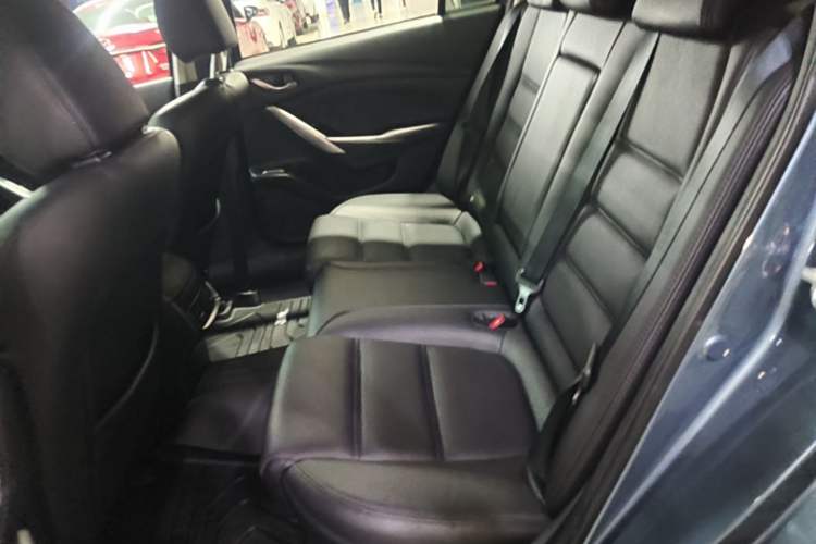 Used Mazda Atenza 2018 2.0L Blue Sky Luxury Edition China V Standard Left Rear Seat