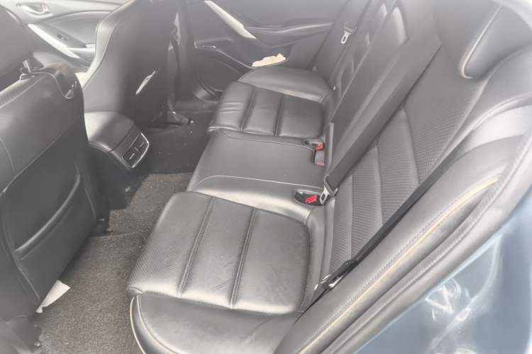 Used Mazda Atenza 2018 2.5L Blue Sky Prestige Edition China VI compliant Left Rear Seat