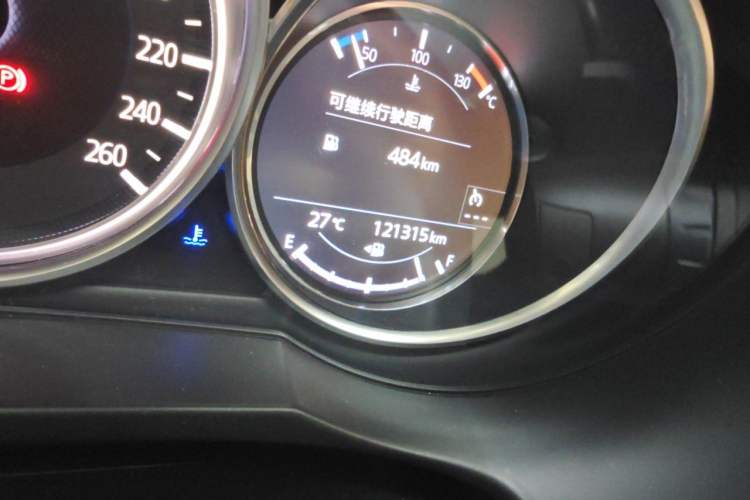 Used Mazda Atenza 2018 2.5L Blue Sky Prestige Edition China V Standard Odometer Close Up