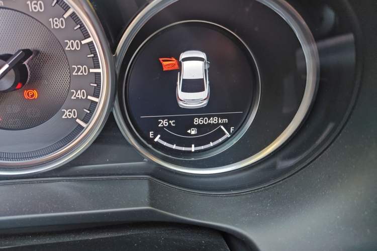 Used Mazda Atenza 2018 2.5L Blue Sky Prestige Edition China V Standard Odometer Close Up