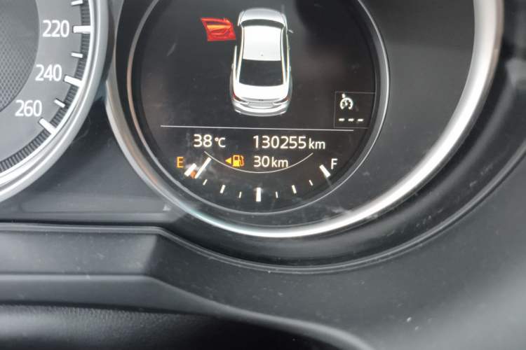 Used Mazda Atenza 2018 2.5L Blue Sky Prestige Edition China V Standard Odometer Close Up