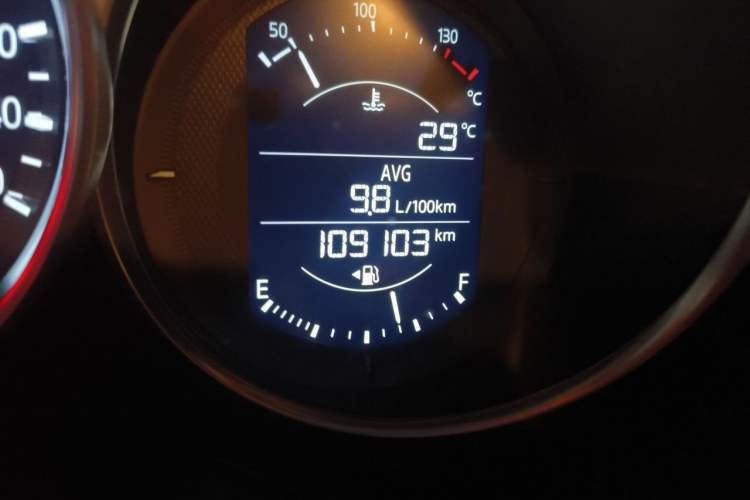 Used Mazda Atenza 2018 2.0L Blue Sky Luxury Edition China V Standard Odometer Close Up