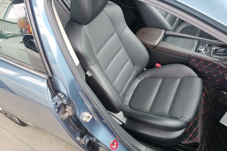 Used Mazda Atenza 2018 2.5L Blue Sky Sport Edition China VI compliant Right Front Seat