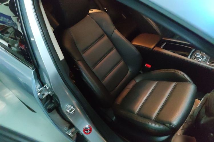 Used Mazda Atenza 2018 2.0L Blue Sky Luxury Edition China V Standard Right Front Seat