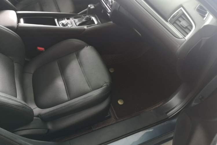 Used Mazda Atenza 2018 2.0L Blue Sky Luxury Edition China V Standard Right Front Seat
