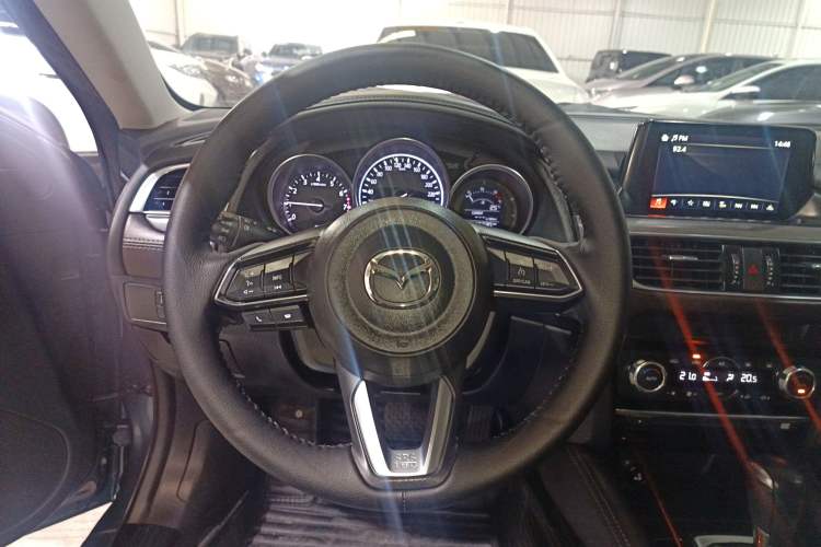 Used Mazda Atenza 2018 2.5L Blue Sky Sport Edition China VI compliant Steering Wheel