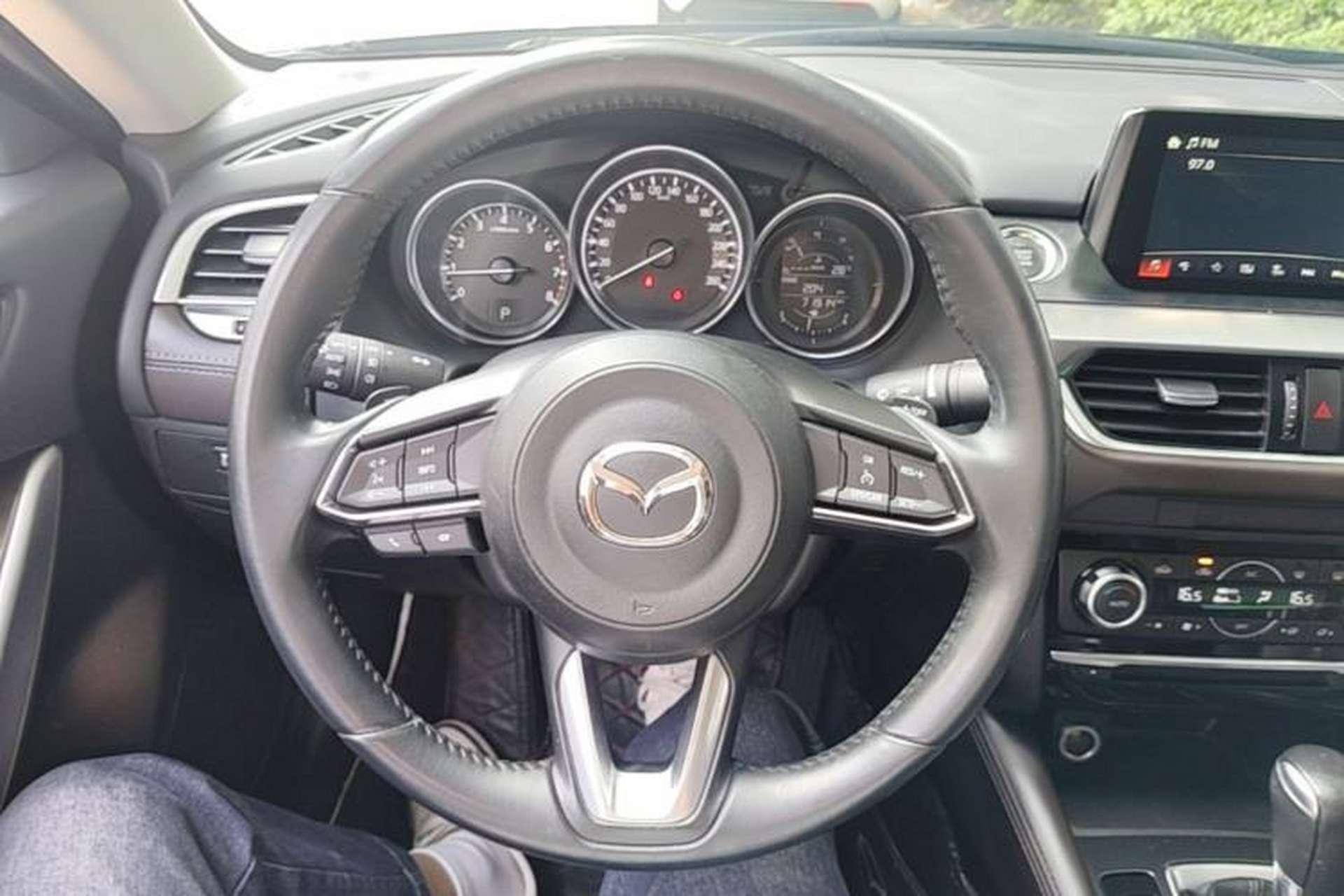 Used Mazda Atenza 2018 2.5L Blue Sky Sport Edition China VI compliant Steering Wheel