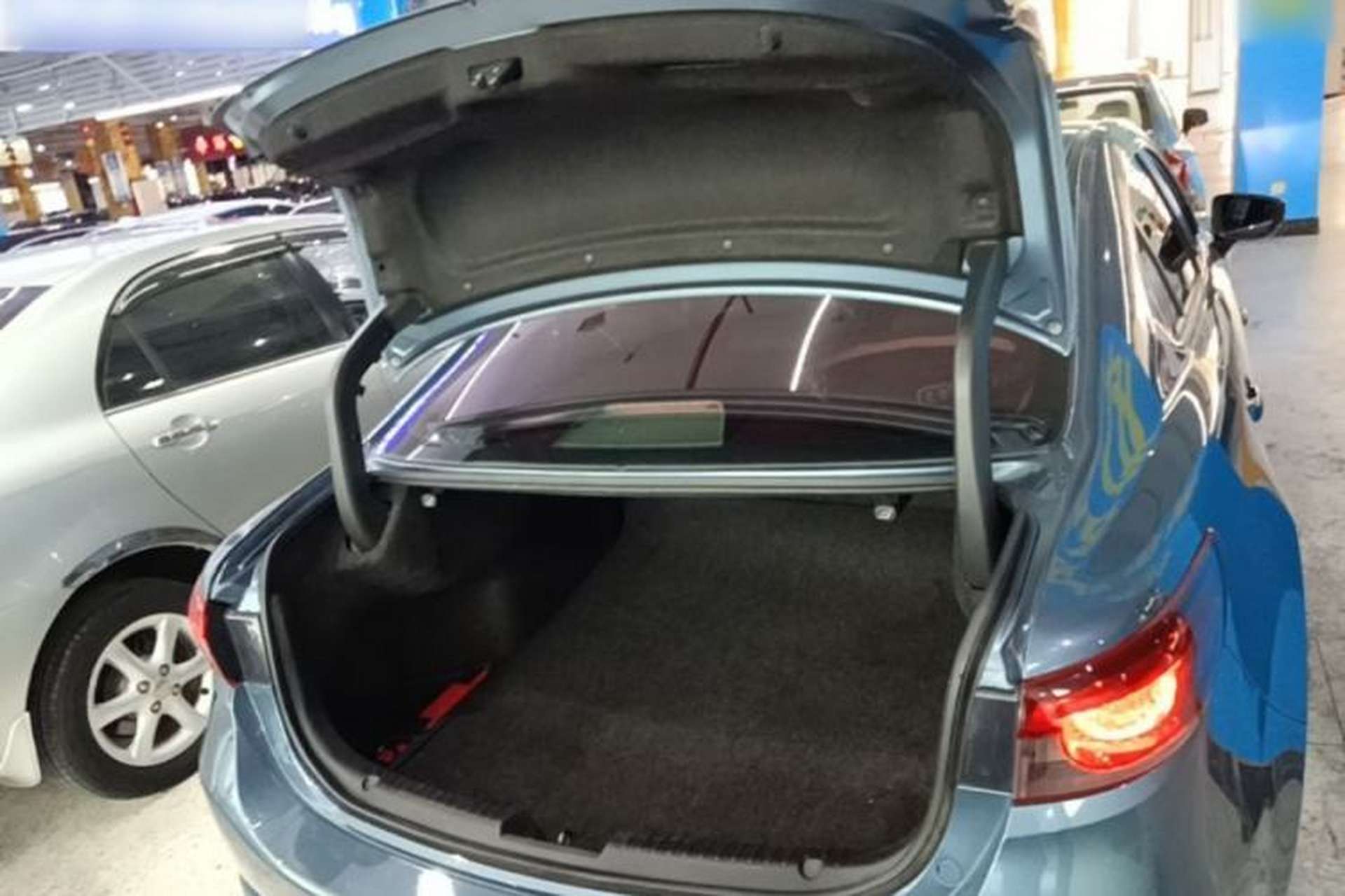 Used Mazda Atenza 2018 2.0L Blue Sky Luxury Edition China V Standard Trunk