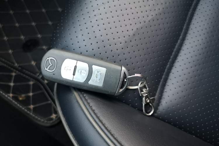 Used Mazda Atenza 2018 2.5L Blue Sky Prestige Edition China V Standard Vehicle Key