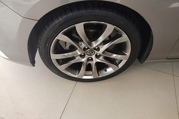 Used Mazda Atenza 2018 2.5L Blue Sky Prestige Edition China VI compliant Left Front Wheel Hub