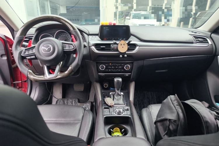 Used Mazda Atenza 2018 2.5L Blue Sky Sport Edition China VI compliant Center Console