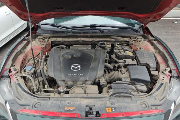 Used Mazda Atenza 2018 2.5L Blue Sky Sport Edition China VI compliant Engine Bay